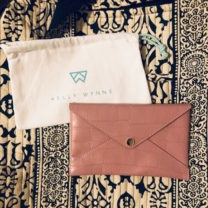 Kelly Wynne Small Envelope